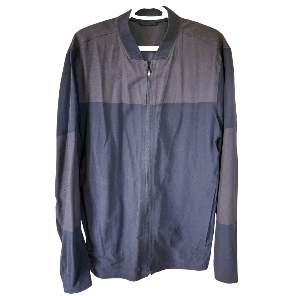 Lululemon // Airing Easy Bomber Jacket / Large / Graphite & Black